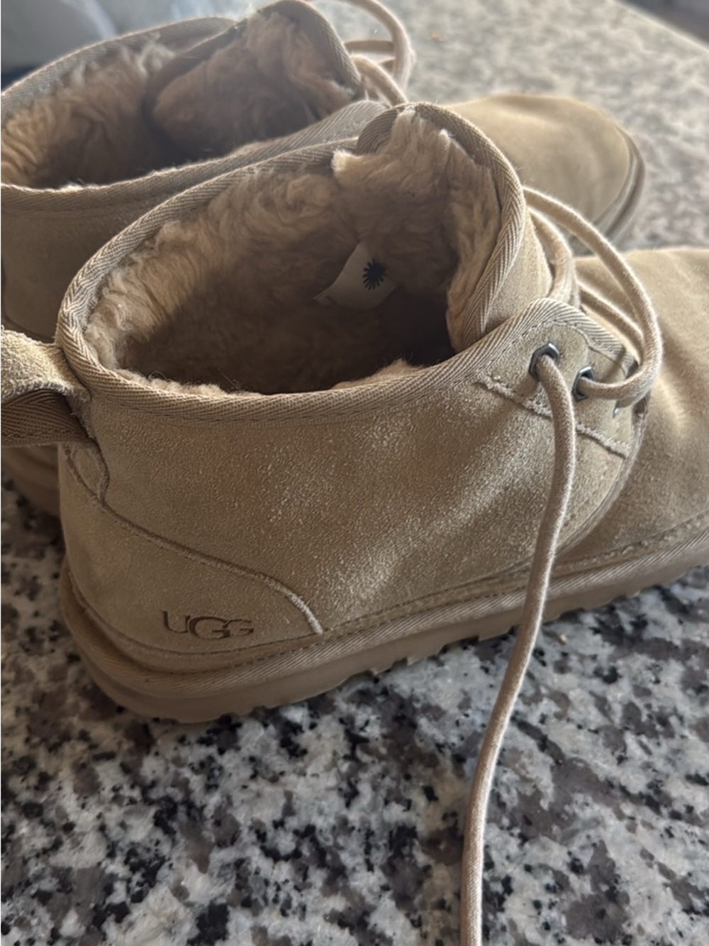 UGG Women’s Chukka Size 10